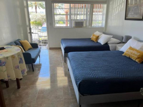 Cozy Affordable Studio Close To The Beach